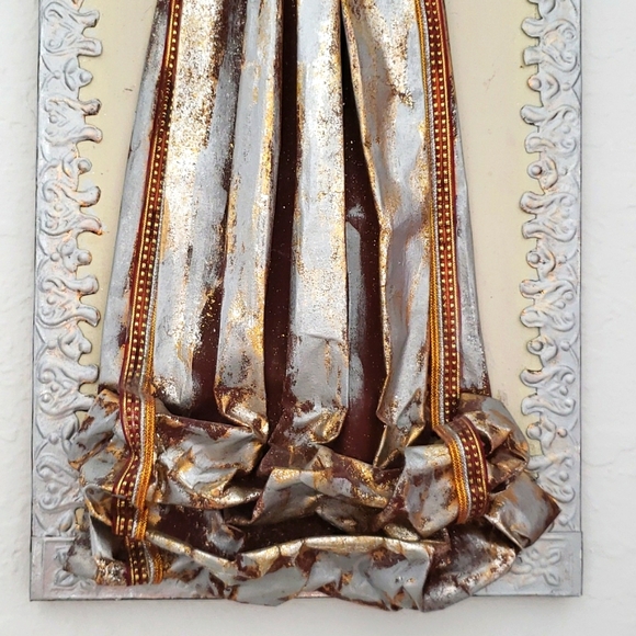 Vintage Virgen Mary Wall Art Hand Made - Picture 4 of 12